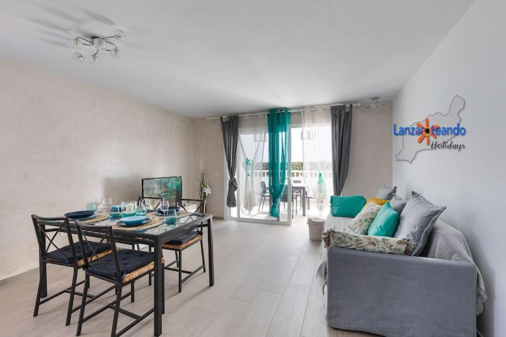 Vivienda Vacacional Papillon Costa Teguise Exterior photo