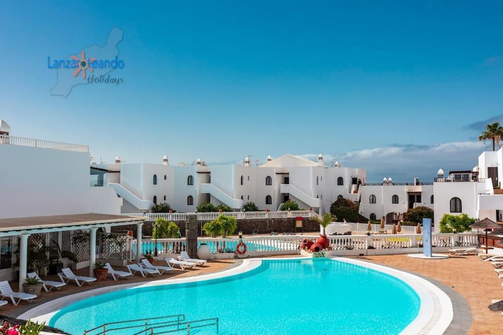 Vivienda Vacacional Papillon Costa Teguise Exterior photo