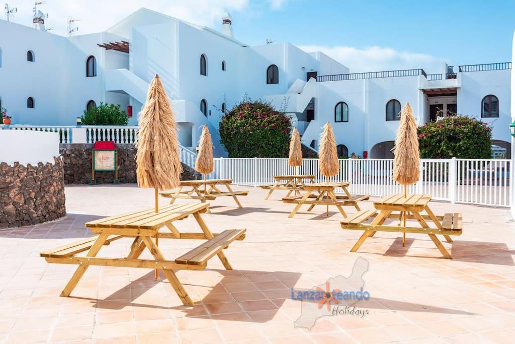 Vivienda Vacacional Papillon Costa Teguise Exterior photo